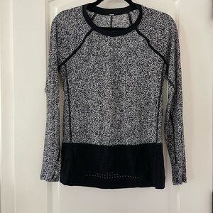 lululemon athletica Black and White Patterned Sweatshirt